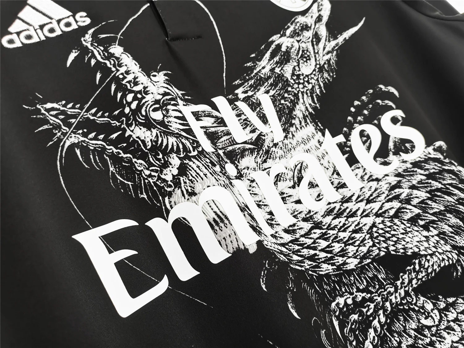 Real Madrid Third Long Sleeve Retro Jersey 2014/15 - Image 7