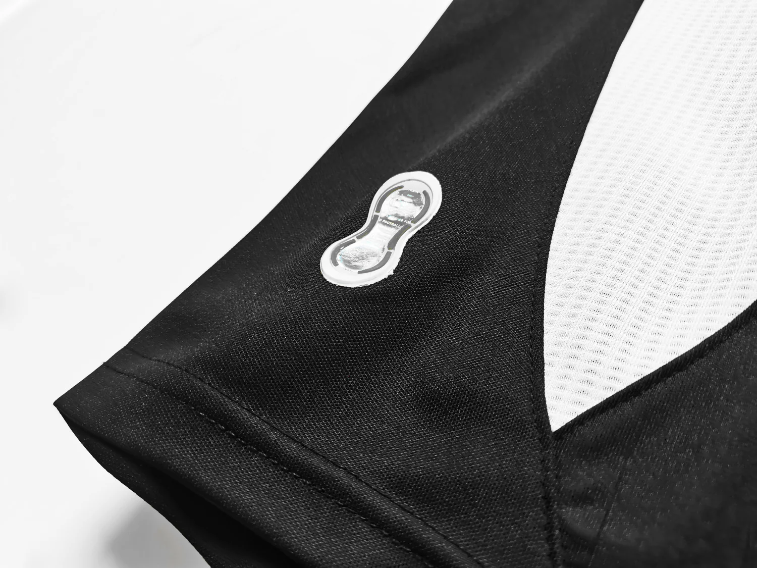 Real Madrid Third Retro Jersey 2006/07 - Image 9
