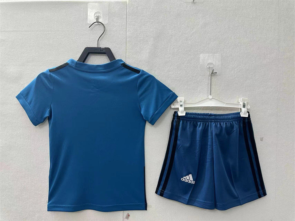 Real Madrid Third Retro Kids Jersey 17/18 - Image 2
