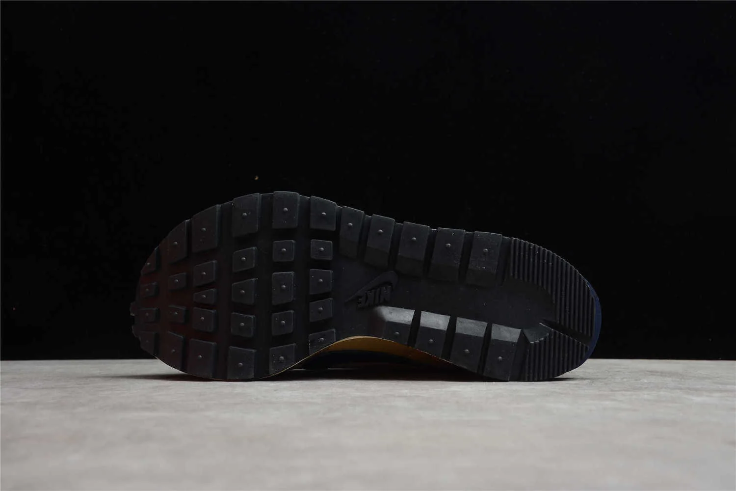 Sacai x VaporWaffle “Tour Yellow ” - Image 10