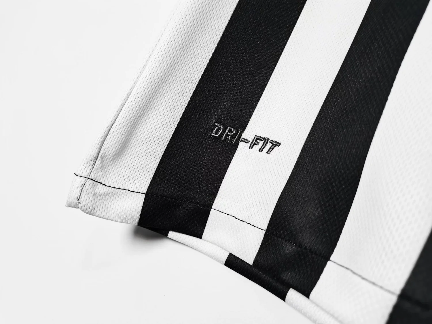 Santos Away Man Jersey 2012/13 - Image 5
