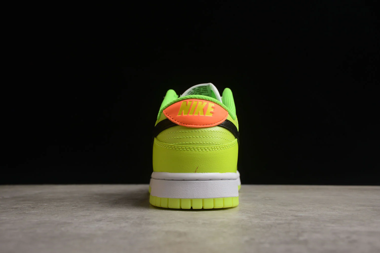 SB Dunk Low Glow In The Dark Fluorescent Green FJ4610-702 - Image 5