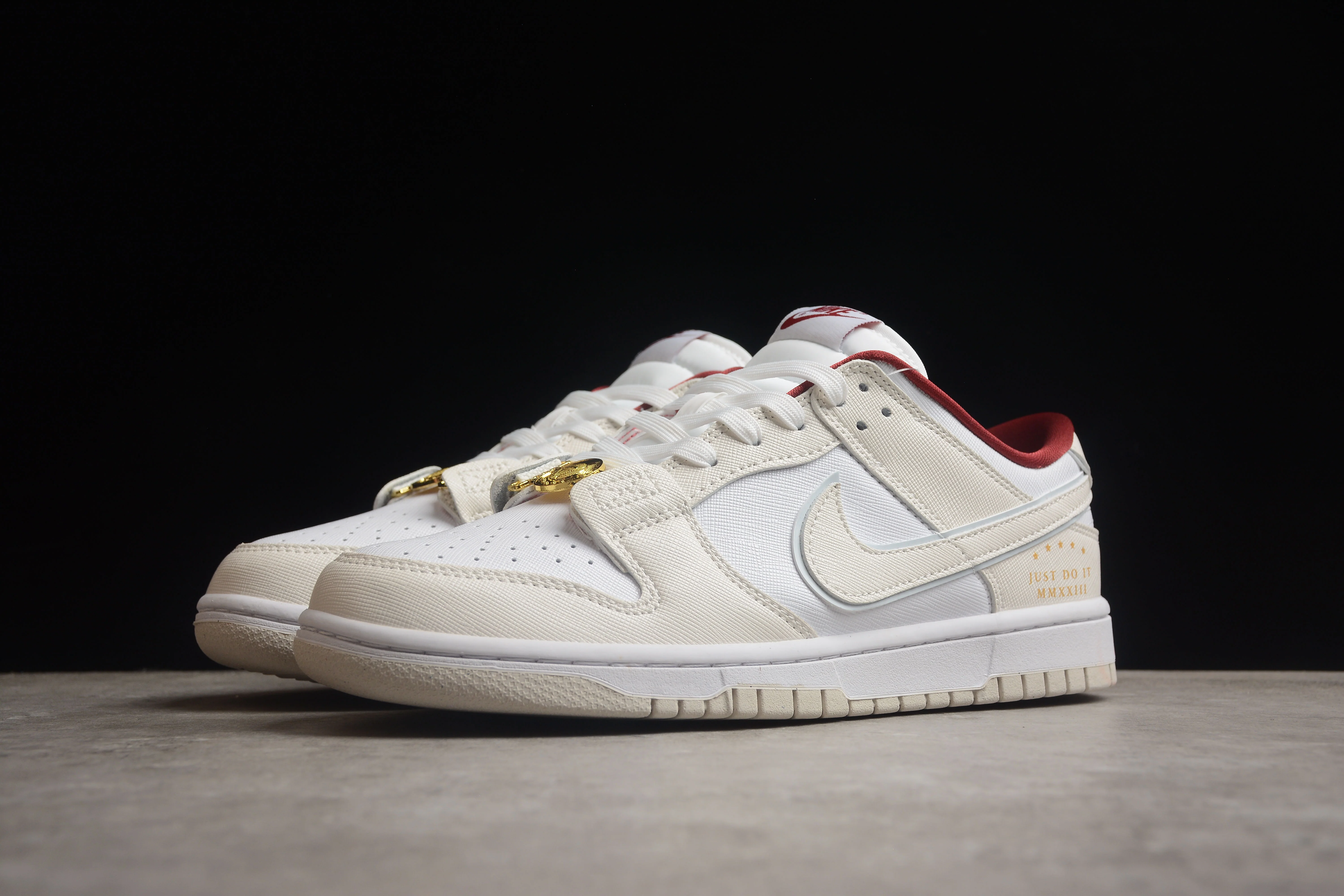 SB Dunk Low Off White DV1160-100 - Image 2