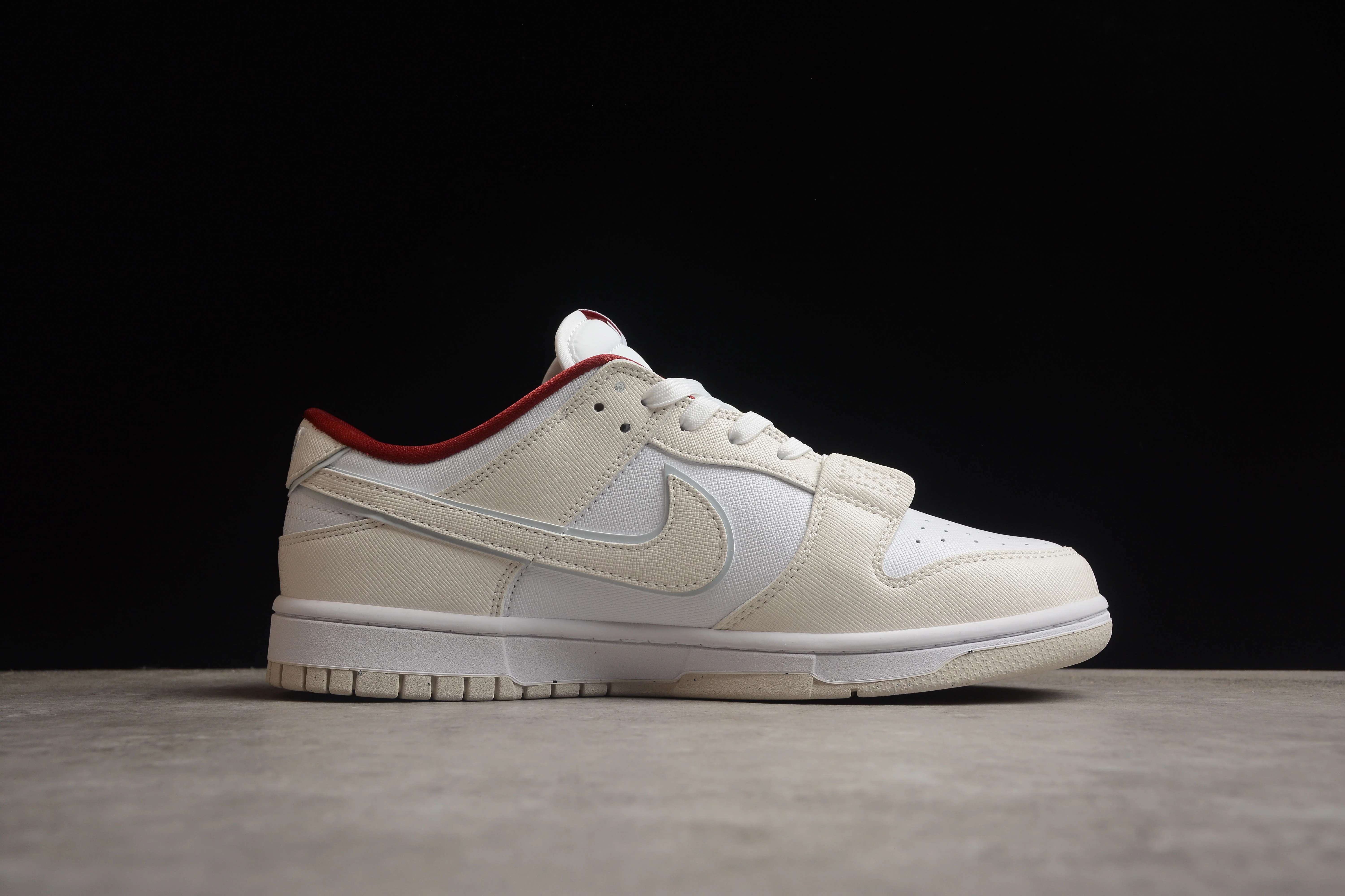 SB Dunk Low Off White DV1160-100 - Image 3