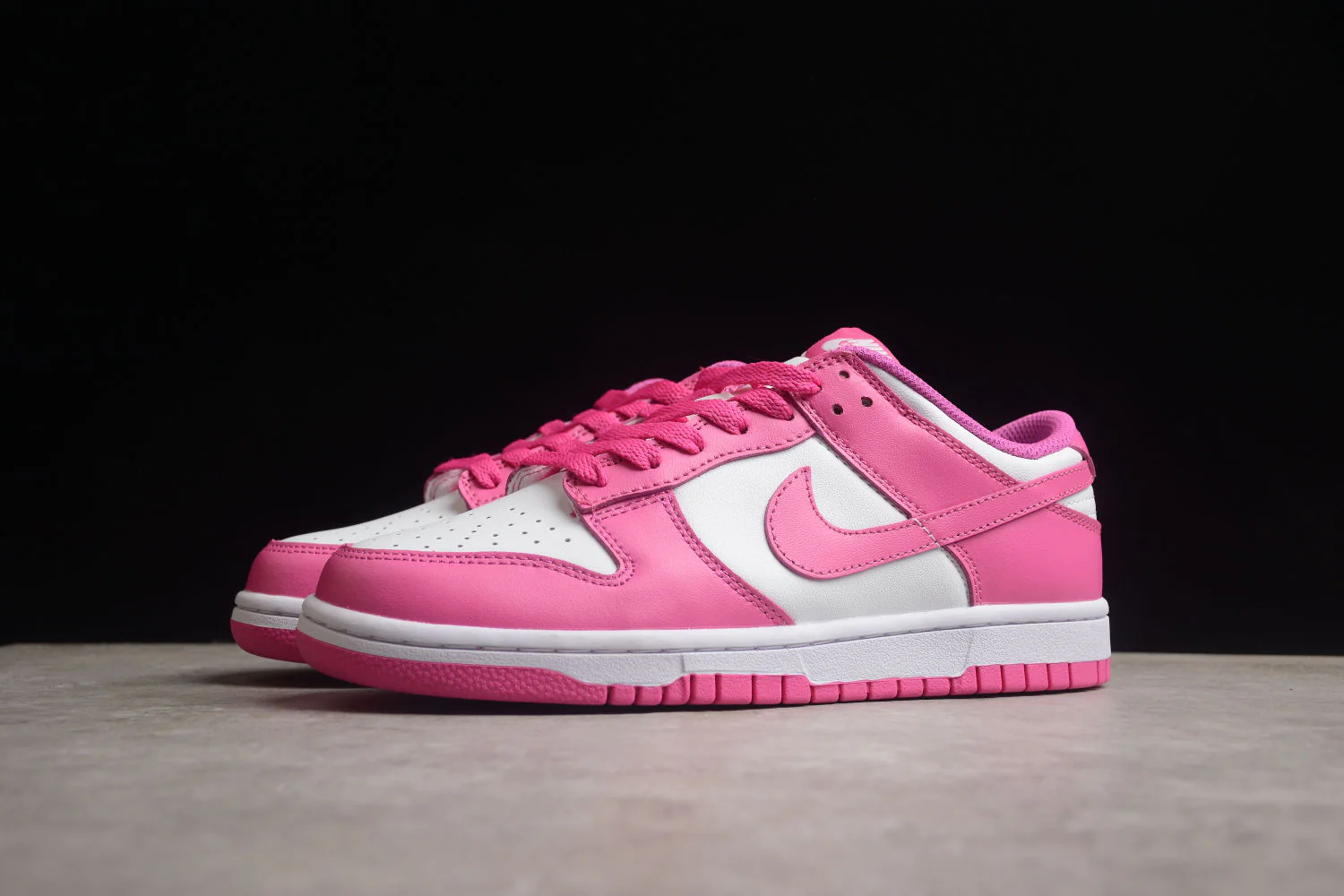 SB Dunk Low Pro lso White Gum FJ0704-100 - Image 2