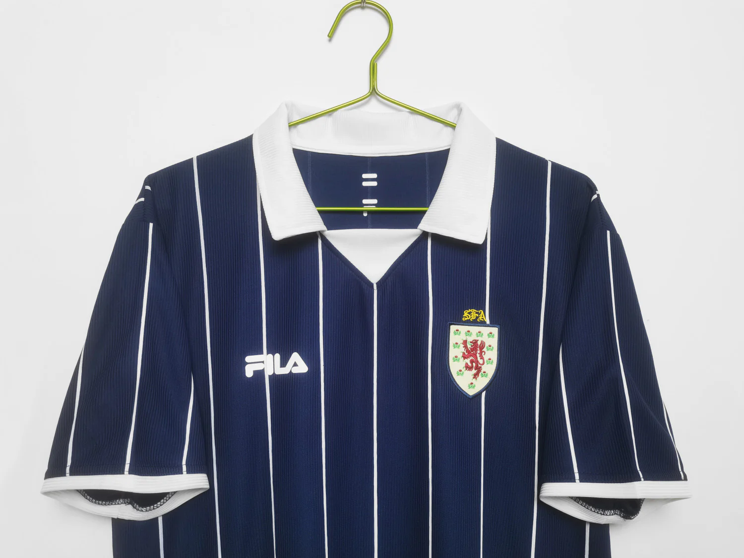Scotland Retro Home Jersey 2002 - Image 3