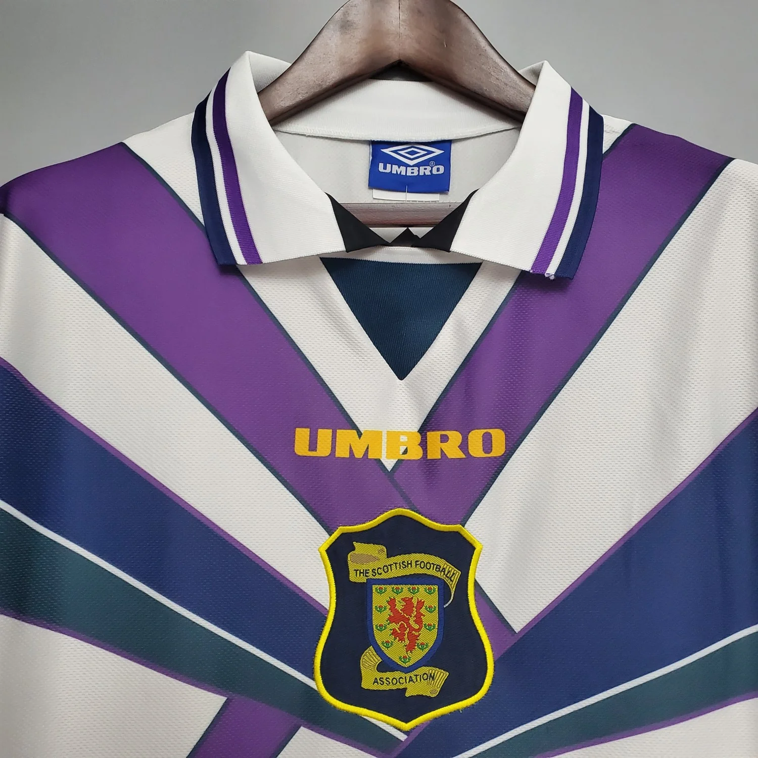 Scotland white Retro Jersey 94/96 - Image 3