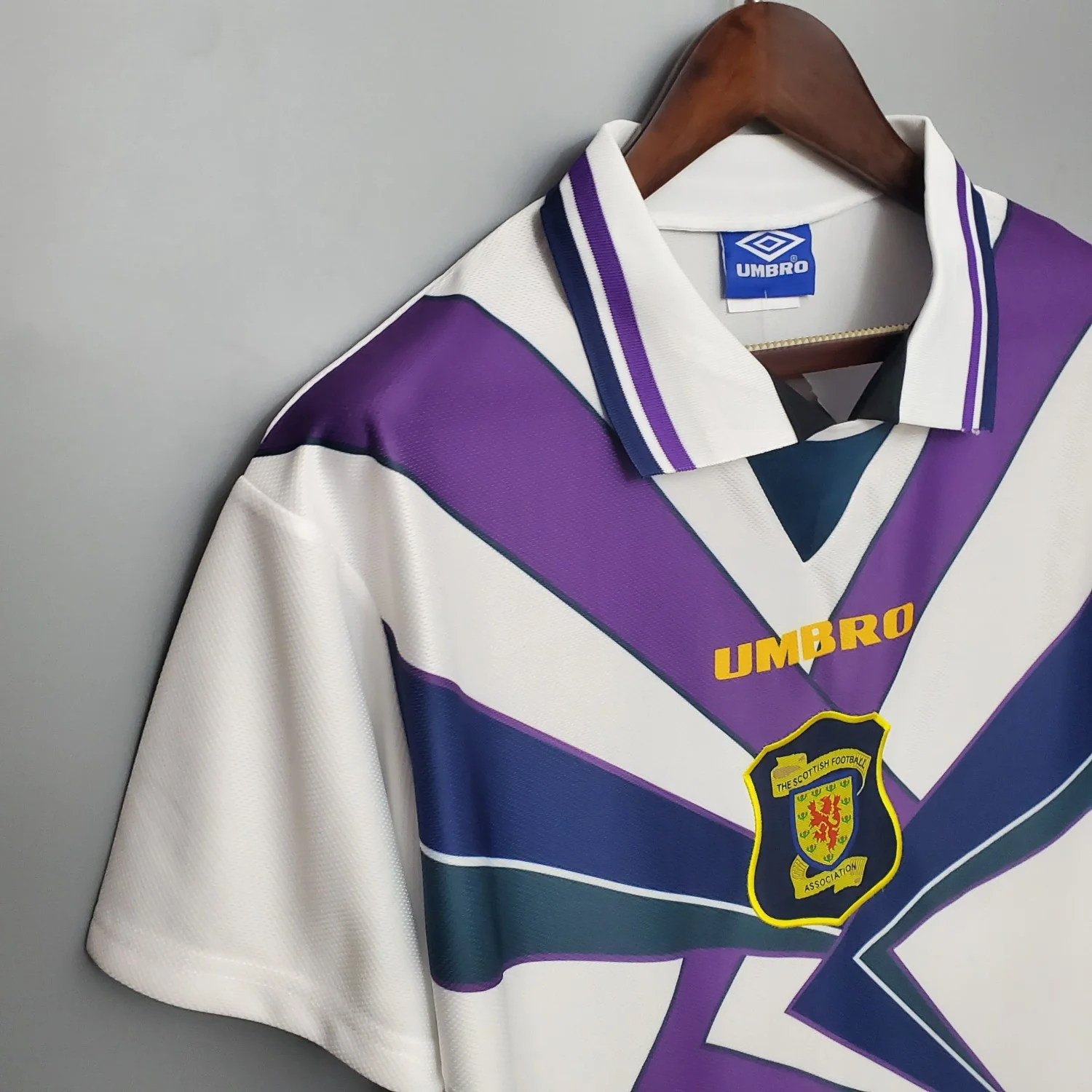 Scotland white Retro Jersey 94/96 - Image 4