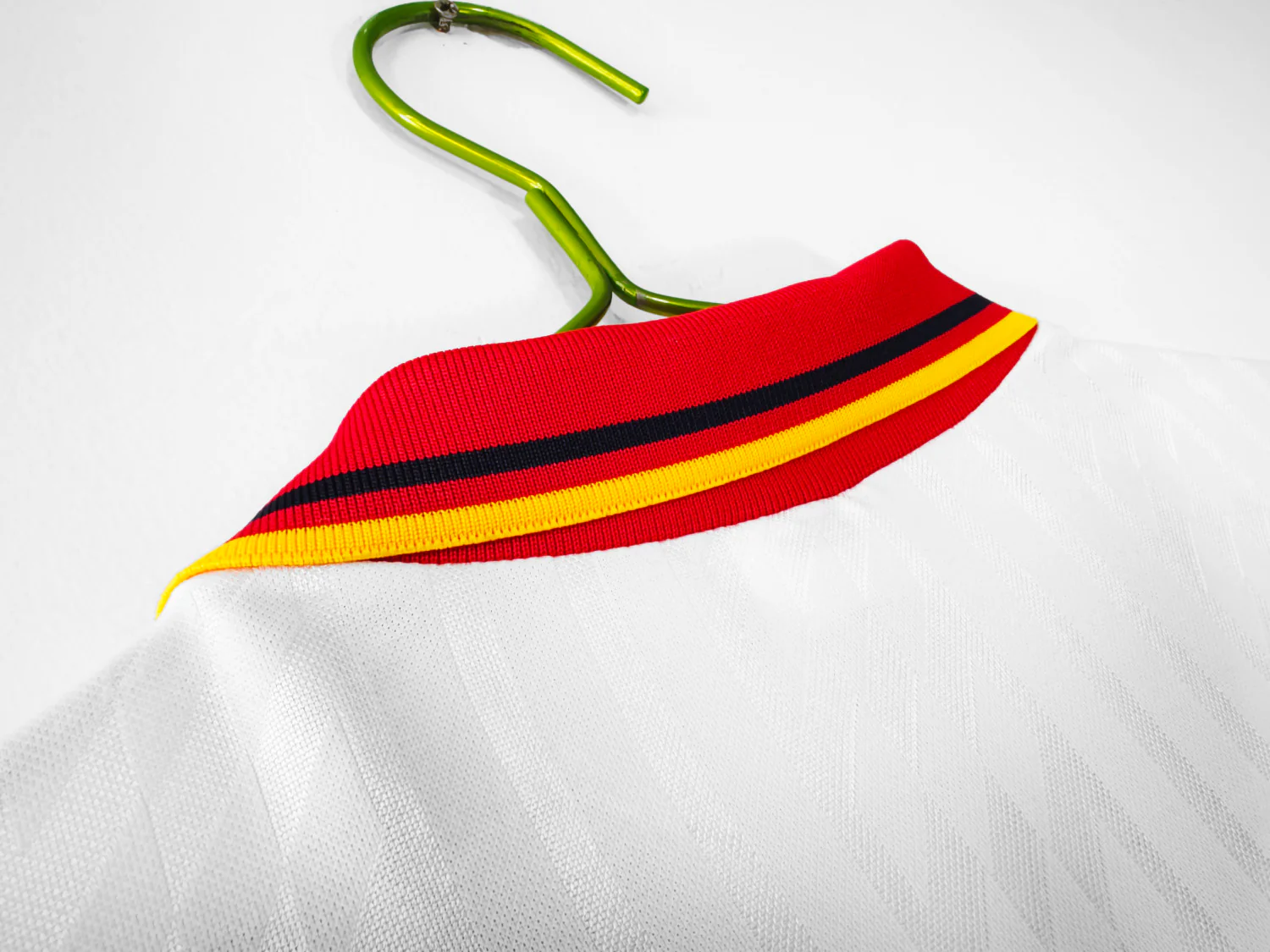 Spain Away Retro Jersey 1994 - Image 7
