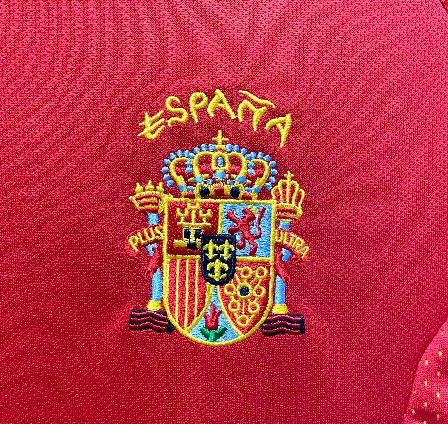 Spain Home Retro Jersey 2002/04 - Image 5