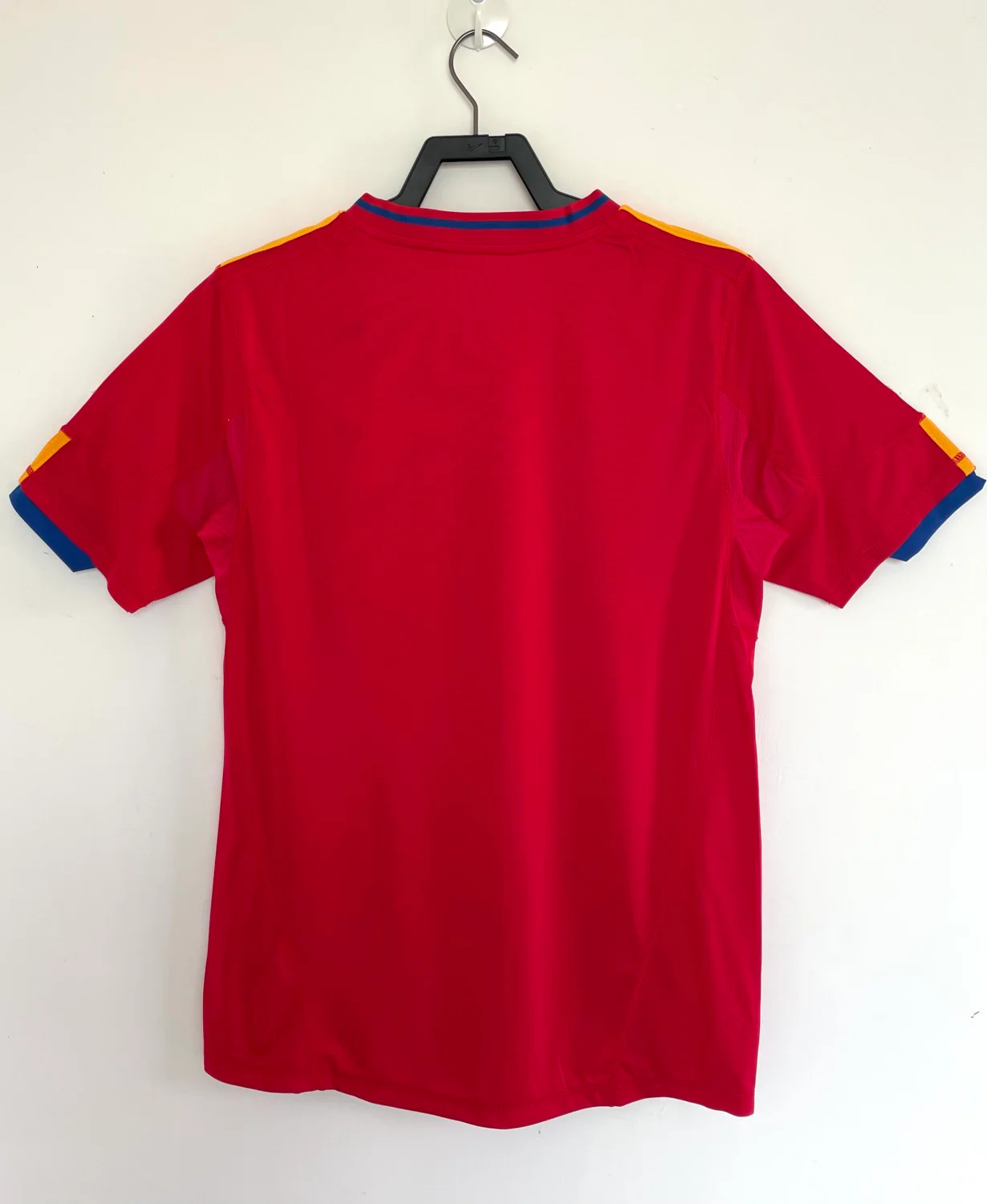 Spain Home Retro Jersey 2009/10 - Image 2