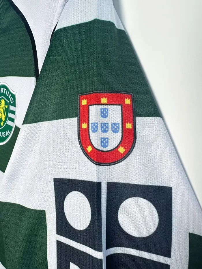 Sporting Lisbon Home Retro Long Sleeve Jersey 2001/03 - Image 5
