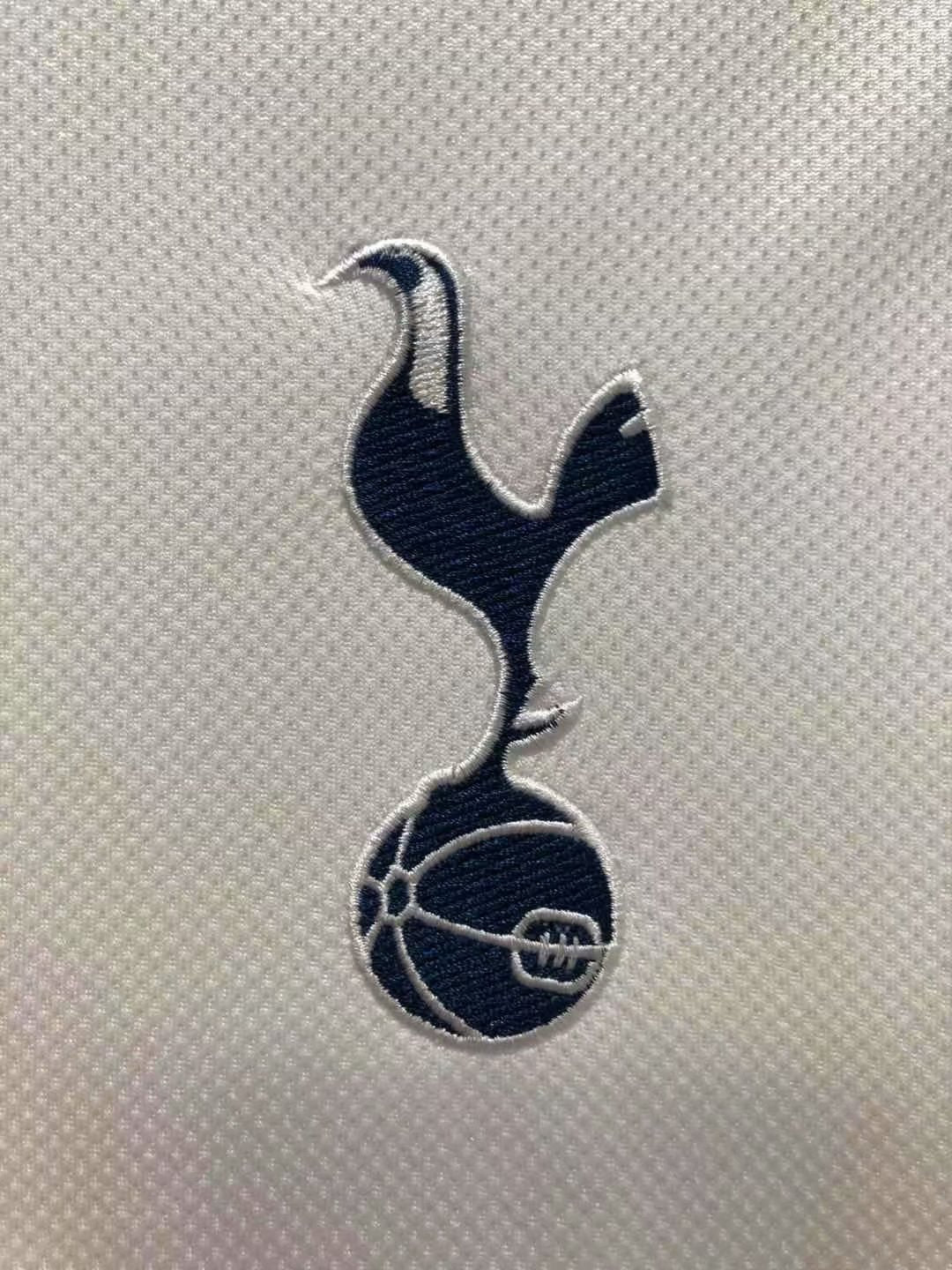 Tottenham Home Retro Jersey 08/09 - Image 5