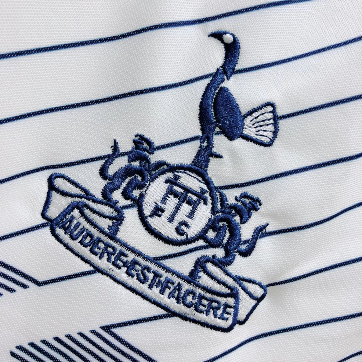 Tottenham Home Retro Jersey 1986 - Image 5