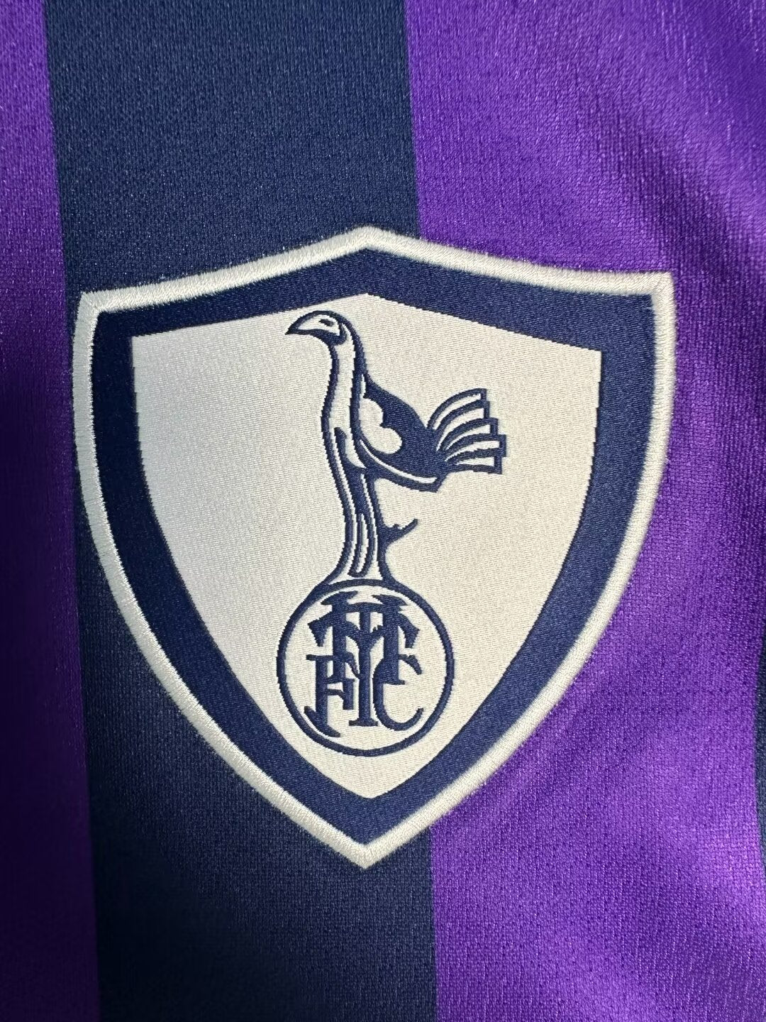 Tottenham Hotspur Away Retro Jersey 1995/97 - Image 4