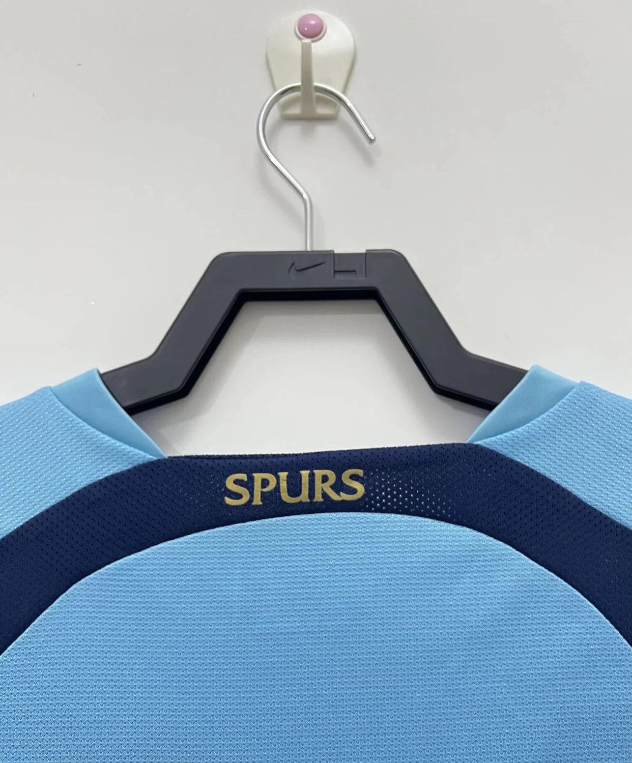 Tottenham Hotspur Away Retro Jersey 2006/07 - Image 4