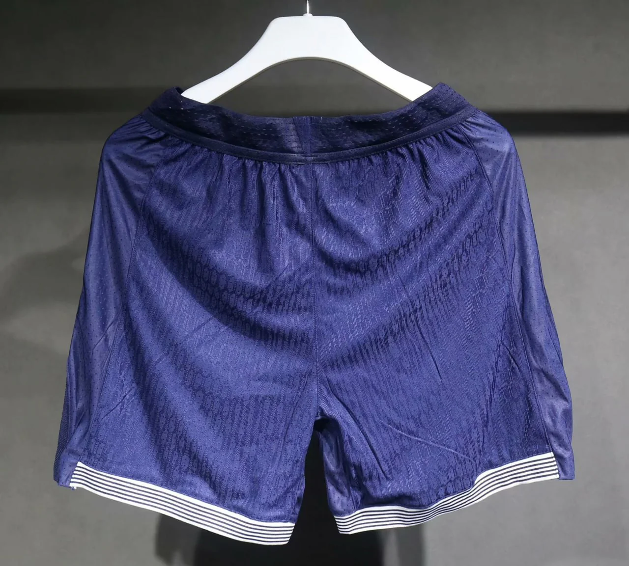 Tottenham Hotspur Home Player Shorts 24/25 - Image 2