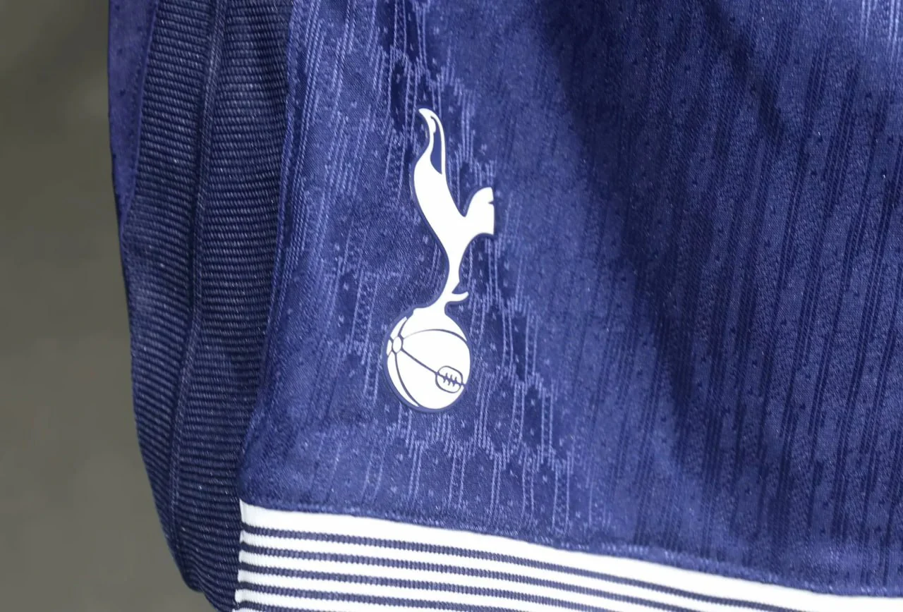 Tottenham Hotspur Home Player Shorts 24/25 - Image 6