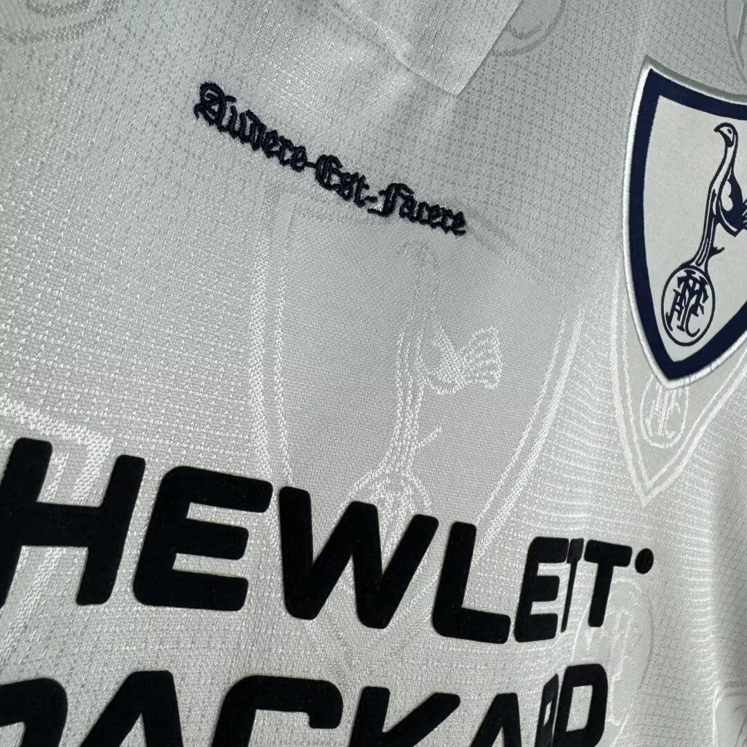 Tottenham Hotspur Home Retro Jersey 1995/97 - Image 7