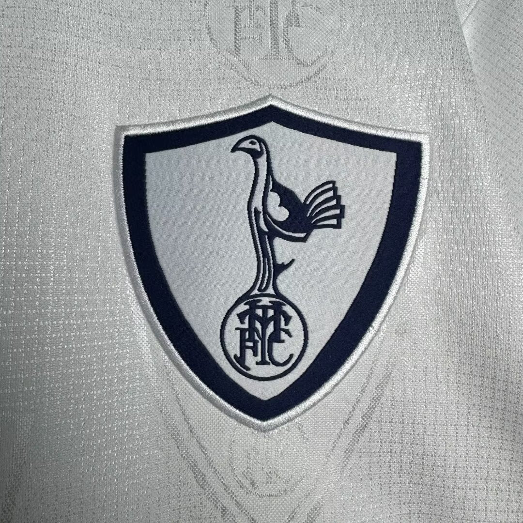 Tottenham Hotspur Home Retro Jersey 1995/97 - Image 8