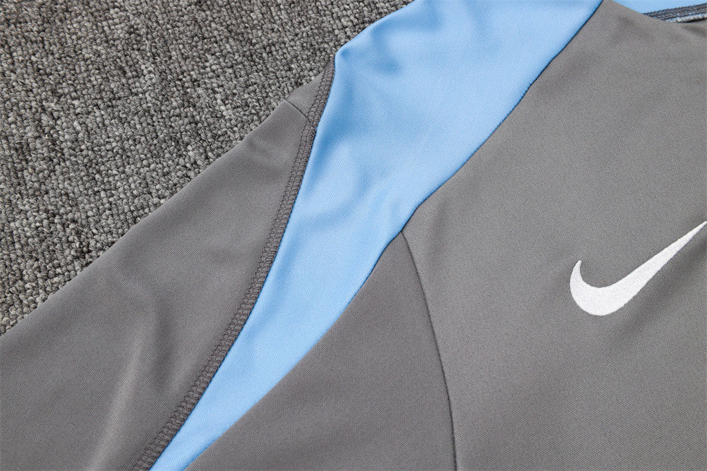 Tottenham Hotspur Training Jersey Suit 24/25 - Image 9
