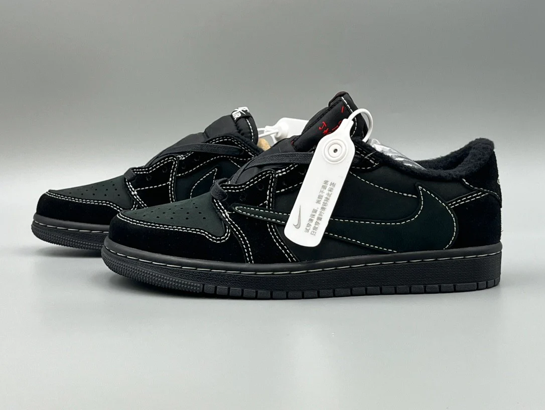 Travis Scott x Air Jordan 1 Black - Image 4