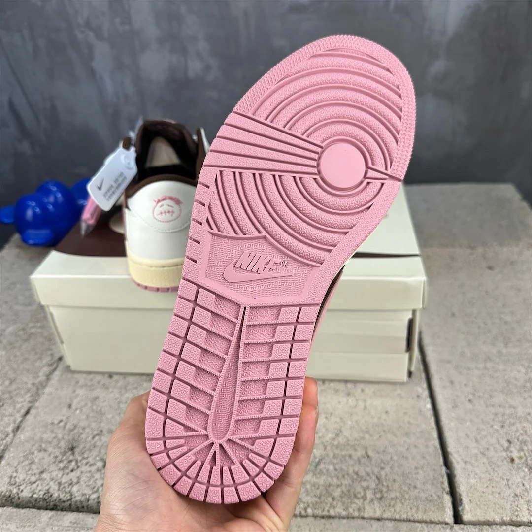 Travis Scott x Air Jordan 1 Low Brown Pink - Image 8