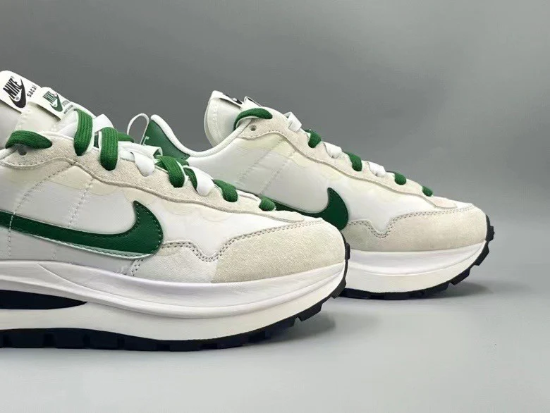 VaporWaffle Sacai Beige Green - Image 5