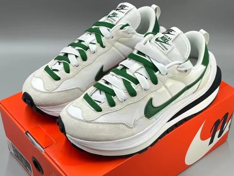 VaporWaffle Sacai Beige Green - Image 9