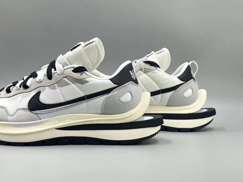 VaporWaffle Sacai Gray Black - Image 6