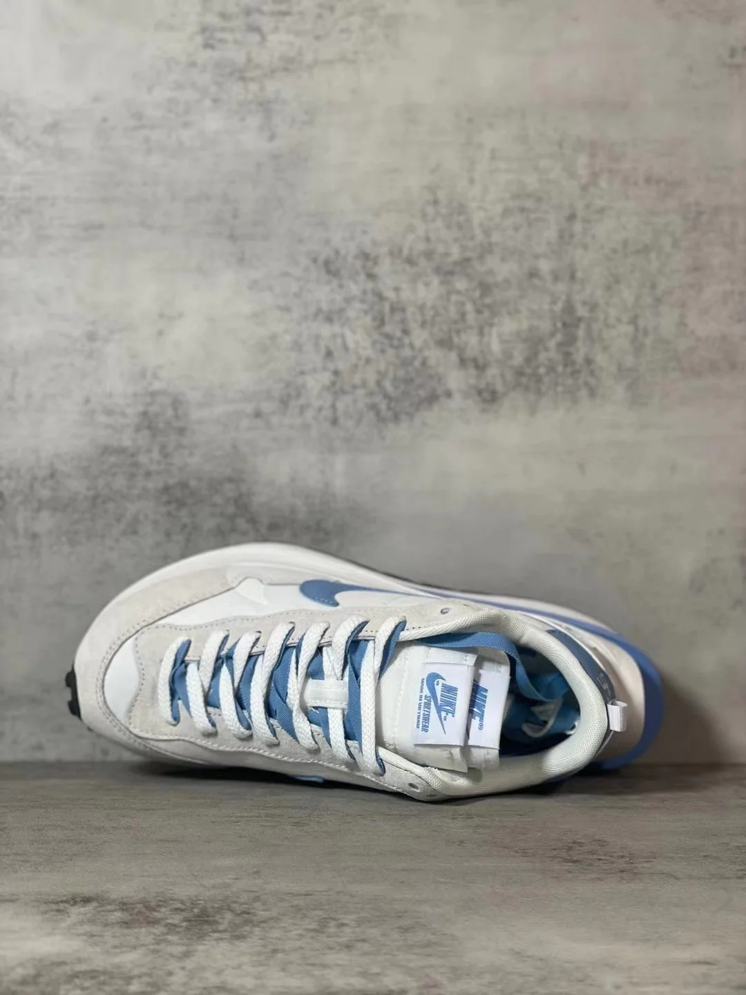 VaporWaffle Sacai Gray Blue - Image 4