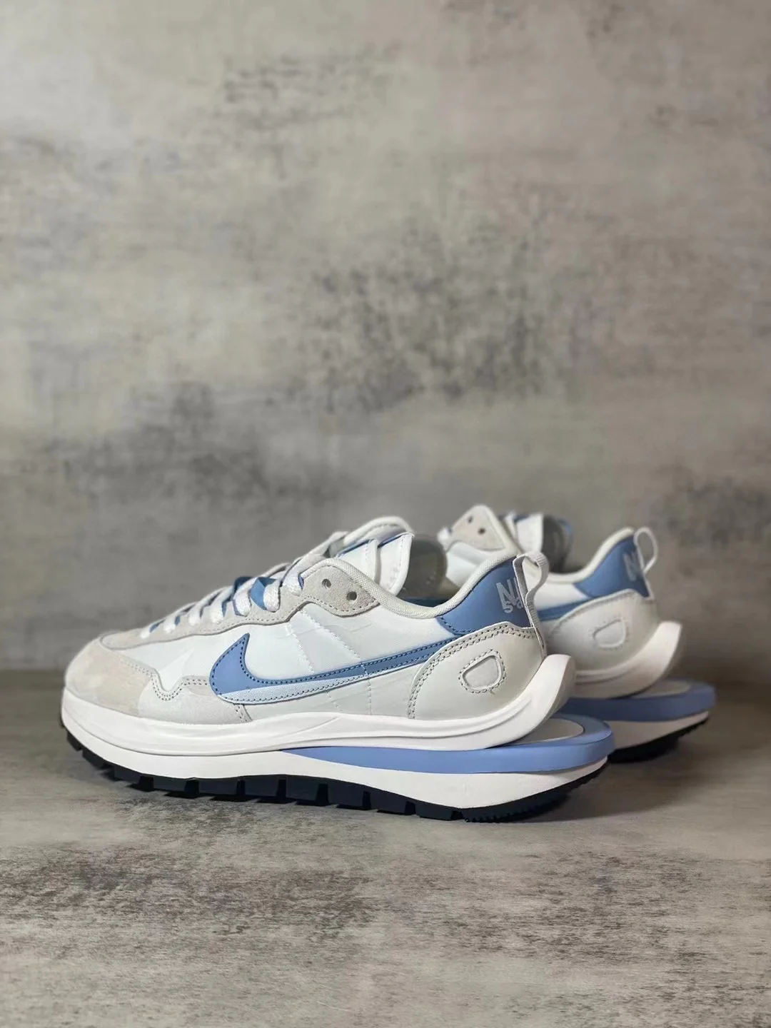 VaporWaffle Sacai Gray Blue - Image 5