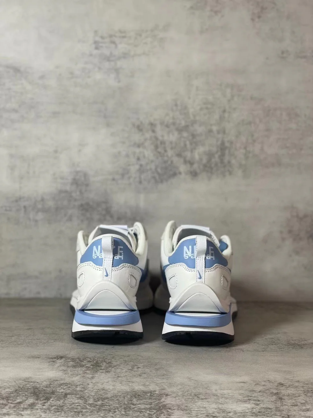 VaporWaffle Sacai Gray Blue - Image 7