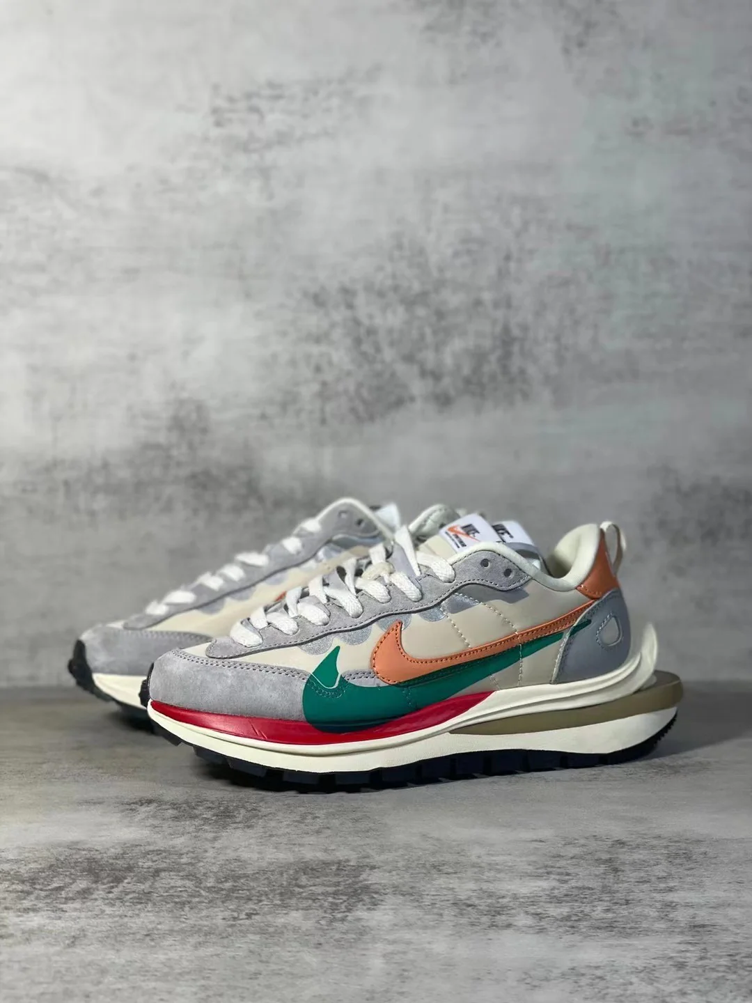 VaporWaffle Sacai Gray Red