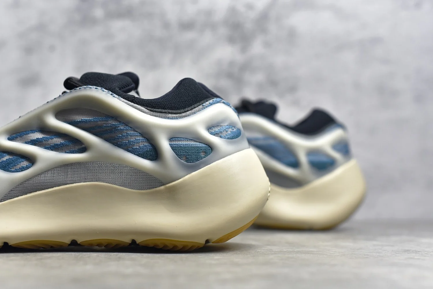 Yeezy 700 V3 “Kyanite” 2.0 GY0260 - Image 6