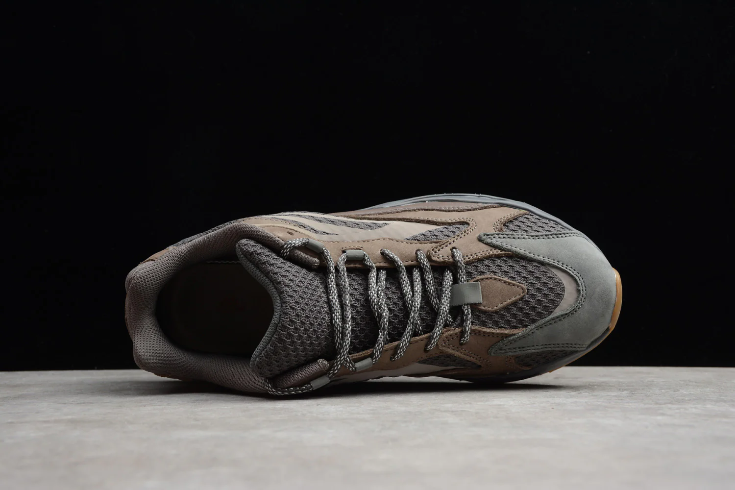 Yeezy Boost 700 V2“Geode” Brown EG6860 - Image 4