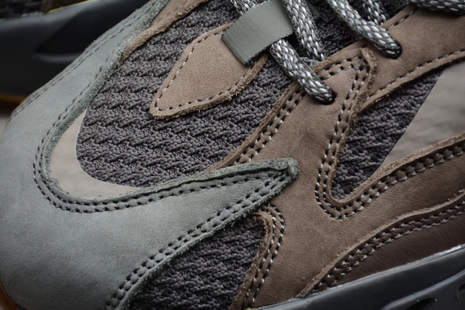 Yeezy Boost 700 V2“Geode” Brown EG6860 - Image 8