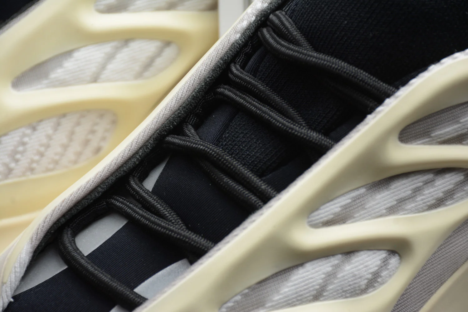 Yeezy Boost 700V3 Azael Black White FW4980 - Image 9
