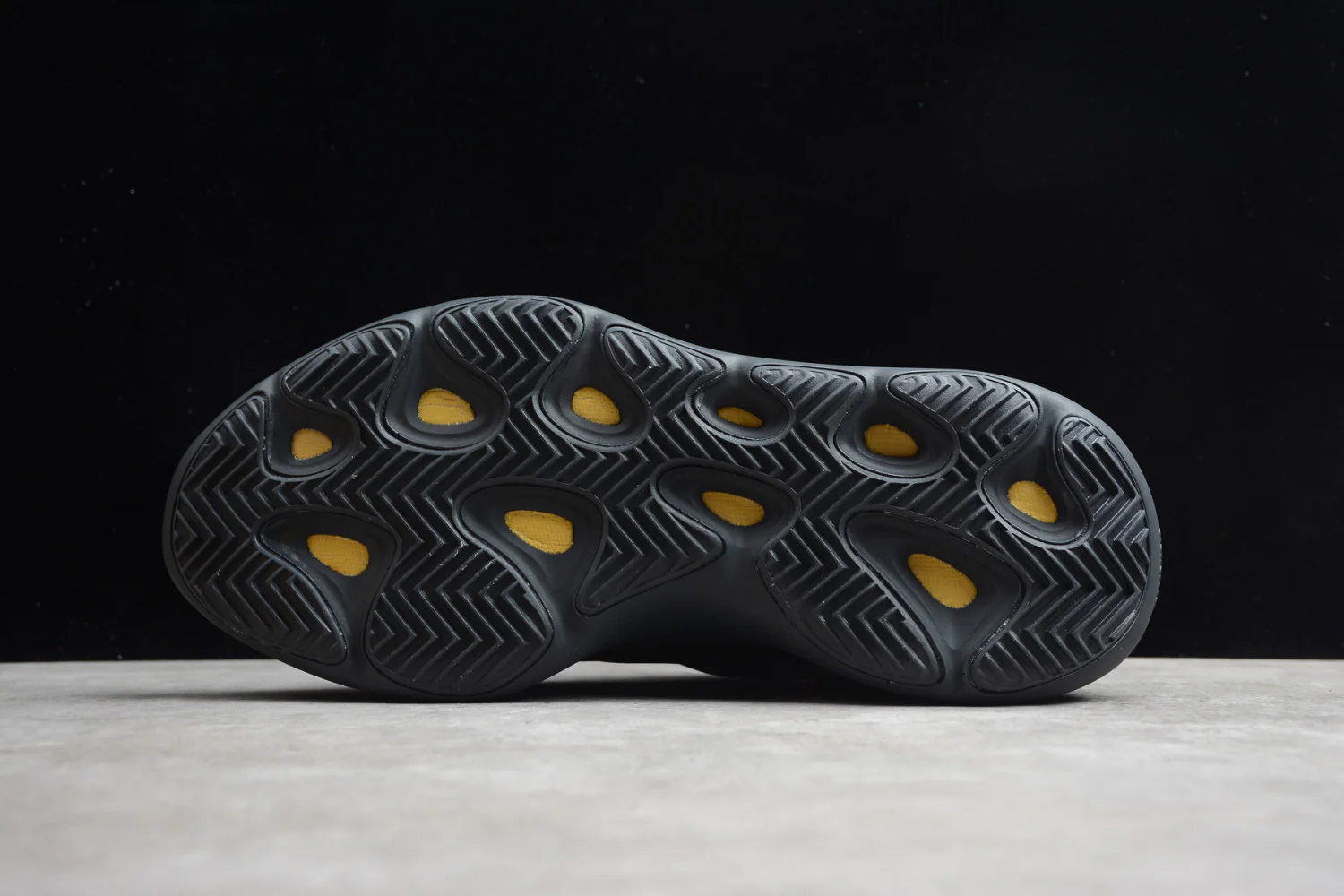 Yeezy Boost 700V3 Black H67799 - Image 17